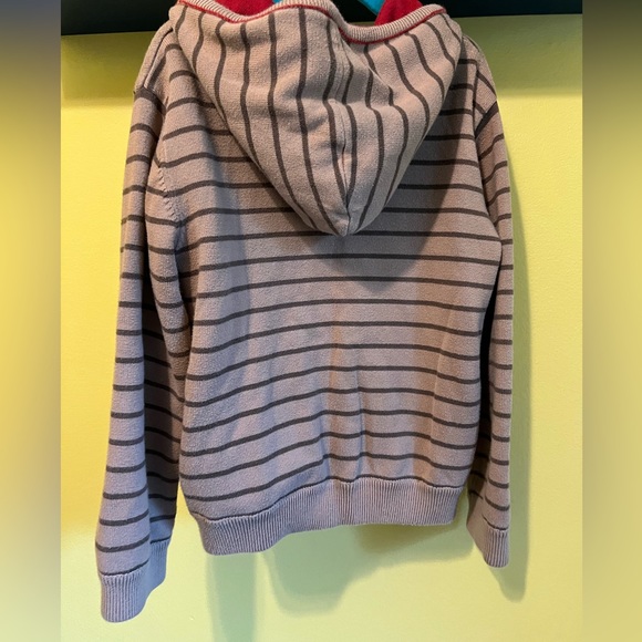 Stylish Reversible Zip-Up Hoodie! Kids size 6. - Picture 8 of 8